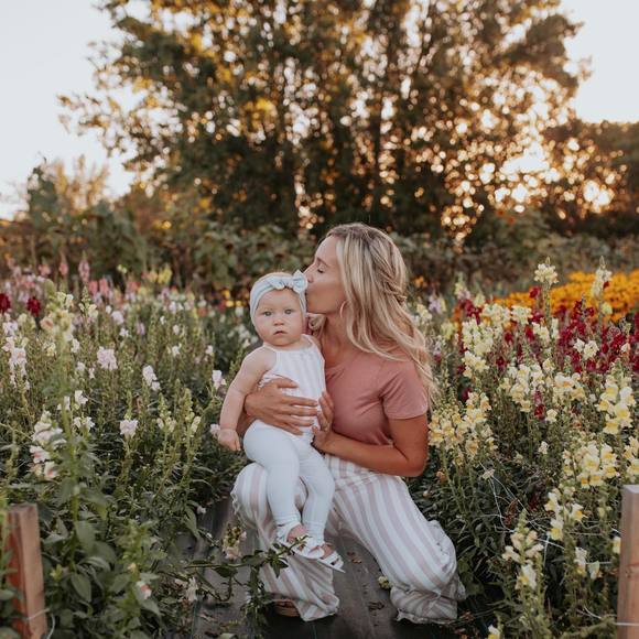 Meet your Posher, Vanessa - Picture 1 of 1